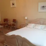 Nocleg ze śniadaniem La Grange Champenoise 3*